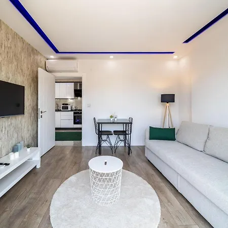 דירה Missafir Amazing Flat Close To Popular Attractions In Muratpasa, Antalya אנטליה